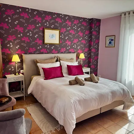 Les Vieilles Digues 3*