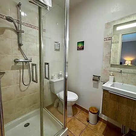 Les Vieilles Digues Bed & Breakfast 3*