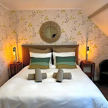 Les Vieilles Digues Bed & Breakfast