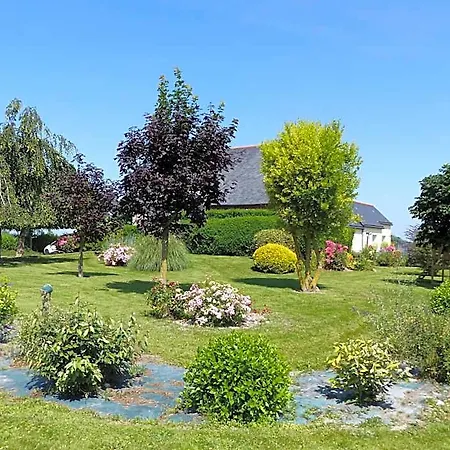 Les Vieilles Digues 3*