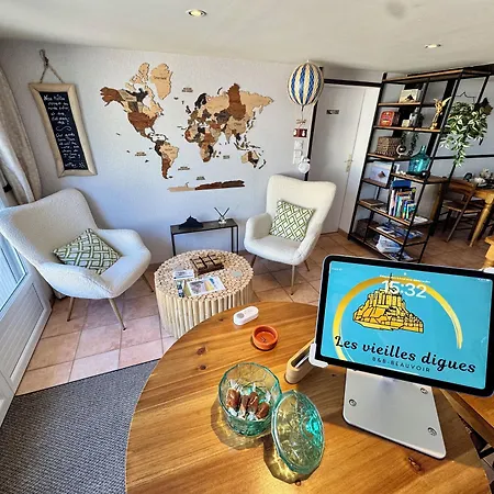 Les Vieilles Digues Bed & Breakfast Beauvoir (Manche)
