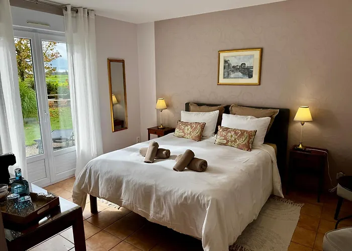 Bed and breakfast Les Vieilles Digues 3*